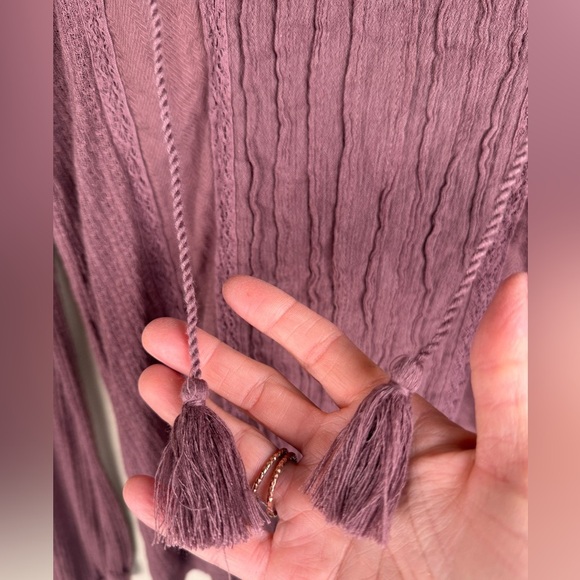 Lucky Brand Pink Waffle Knit Top Women's Small  Keyhole Tie V-Neck Tassel Mauve - Picture 4 of 11